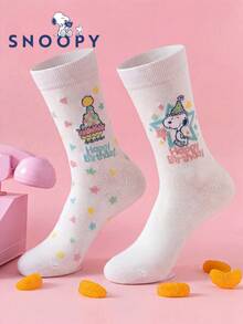 SNOOPY 半双正品史努比袜子，白色女士中筒袜。可爱卡通设计，时尚靓丽的白色夏季史努比袜子。防臭吸湿，休闲百搭，卡通图案中筒袜，适合学生、成人，可作为礼物或日常穿着。 - 彩色 - 查看 7