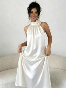 Elegant White Satin Midi Slip Dress - Floral Neckline Detail, Flowing, High Neck Spaghetti Strap - Cocktail Parties, Wedding Guests, And Summer Gatherings - Feminine, Refined, Gracefully Elegant - 白色 - 查看 10