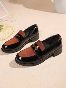 Mocassins Femininos Moda Salto Grosso Bico Redondo Slip-On Tamanhos Grandes, Corrente Metálica Antiderrapante Durável Versátil Confortável Saltos Altos - Preto - Visão 7
