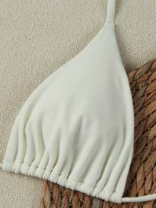 Bộ bikini màu trắng thời trang, trang trí hình sao biển kim loại và thiết kế buộc cổ, được làm từ chất liệu co giãn cao, thoải mái, là trang phục đi biển thanh lịch, phù hợp cho mùa hè, kỳ nghỉ của phụ nữ, du lịch biển, tiệc tùng, các hoạt động bên bờ biển và những ngày đi biển, bơi lội thời trang. - trắng - Xem 4