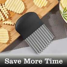 1/2pcs Non-Stick Silicone Wavy Cutter - French Fry Cutter - Potato Slicer - Fruit & Vegetable Wavy Cutter - Stainless Steel Blade Cutting Tool - Black - View 6
