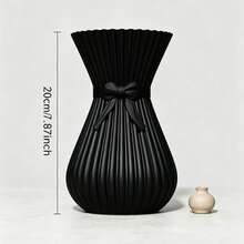 Matte White/Black Bow Vertical Striped Plastic Vase, Soft Decoration For Children's Room, Children's Theme Decorative Vase, Suitable For Dry Flowers, Eternal Flowers, And Flower Arrangement Containers For Living Room, Balcony, And Desk - Black - 查看 4