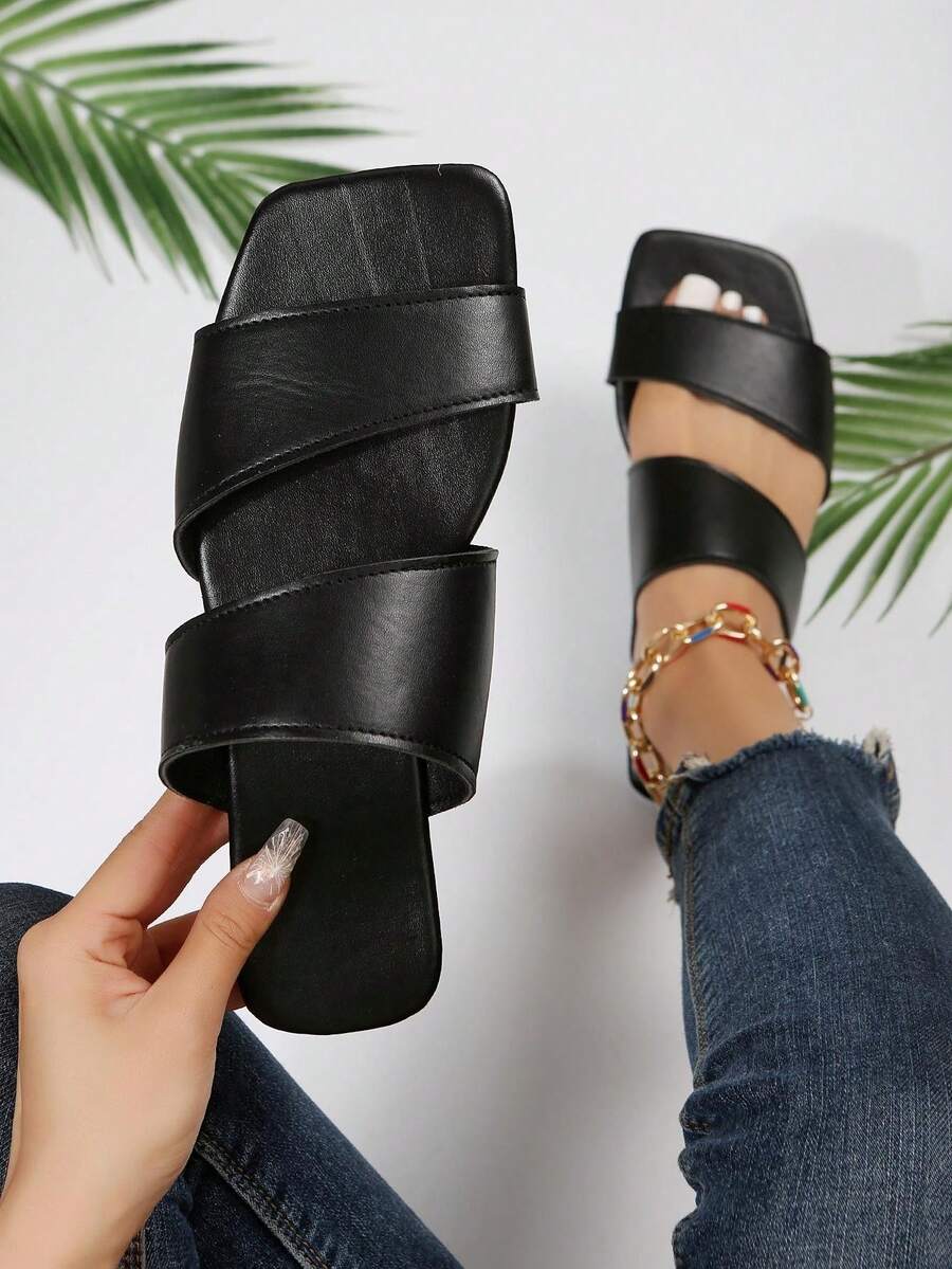 Women's Square Toe Solid Color Fashion Minimalist Soft Comfortable Indoor/Outdoor Flat Slippers - Black - View 1