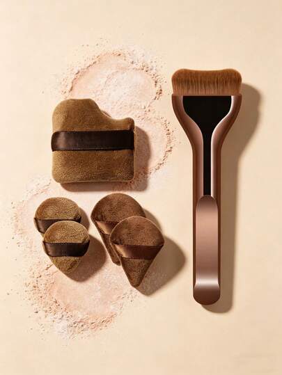 6件套化妆刷套装，包含5个化妆海绵和1个粉底刷，是涂抹粉底的理想工具，打造无瑕妆容，适合化妆新手，是最佳化妆礼品套装。