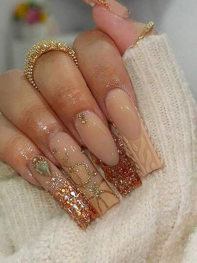 Shimmering Holographic Nail Set 24Pcs Rectangular Press On Acrylic Nail Set Featuring Y2K-Style Brown And Nude False Nails Adorned With 3D Diamond-Like Gems. Ideal For Nail Salons And Personal Use. Perfect For Everyday Wear, Holiday Parties, And As Gifts.