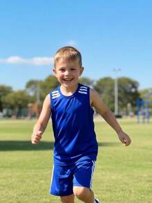 Boys' Premium Soccer Jersey And Shorts Set With Sleeve Detail And Lightweight Fabric - 藍色 - 查看 11