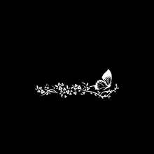 Pegatinas planas 2D para cascos de motocicleta con diseños de mariposas y flores en forma de corazón - Pegatinas de estilo de carreras de PVC resistentes al agua aptas para cascos, depósitos de combustible y paneles laterales - Accesorios de vehículo duraderos y resistentes a los arañazos | Diseño brillante | Pegatinas planas 2D resistentes al agua, pegatinas para automóviles - A - Ver 11