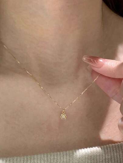 Shescity 1 pièce Collier pendentif boussole femme entièrement pavée en cuivre plaqué or, collier ras-du-cou minimaliste de luxe