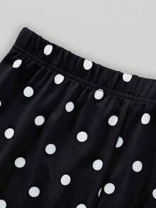 Quần short Bermuda nữ màu đen chấm bi dáng ôm, quần short chấm bi co giãn cao, viền ren, kiểu dáng ôm sát, quần short Bermuda chấm bi phối ren tương phản phong cách Y2K, dáng ôm với chi tiết ren tinh tế. - màu đen - Xem 4