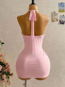 Vestido mini casual de vacaciones para mujer con escote en V profundo, cuello halter con lazo, y drapeado.Adecuado para la playa, cruceros y festivales de música en verano - Rosa Pálido - Ver 2