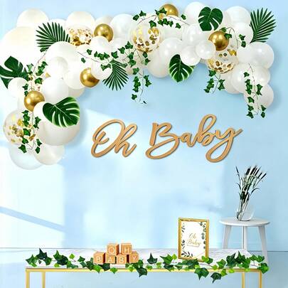 一套“Oh Baby”木质装饰牌，适用于婴儿派对、满月庆祝、一周岁生日派对，可用作背景装饰或拍照道具，营造温馨欢乐的氛围。天然木纹质感，百搭各种装饰风格。