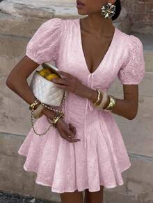 Vuslat 女士夏季刺绣腰部 V 领迷你裙，女士复古花卉刺绣优雅 A 字短款白色连衣裙，波西米亚风连衣裙，度假连衣裙，适合海滩度假、狂欢节、情人节、婚礼宾客等场合 - 粉色 - 查看 8