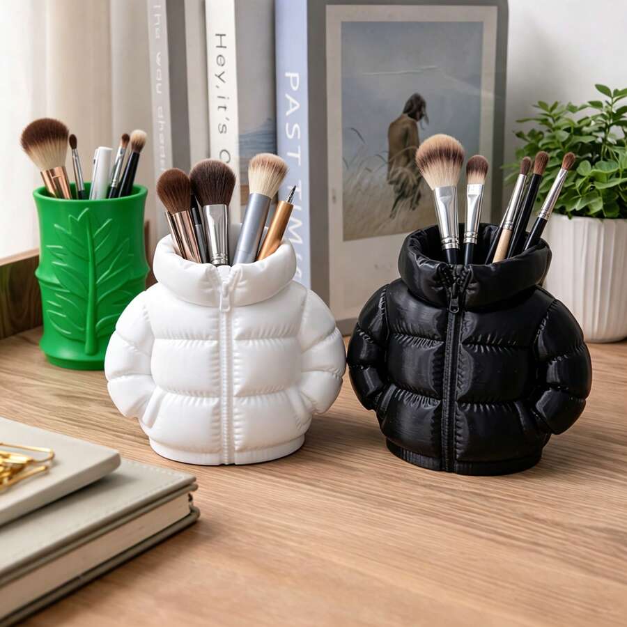 1件装 - 可爱羽绒服造型化妆刷收纳盒，带拉链设计 - 大容量桌面笔筒，美观收纳盒