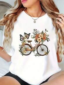 Camiseta de mujer de manga corta en color blanco, con estampado de bicicleta vintage rodeada de flores y mariposas delicadas, paleta de colores suaves con capas visuales ricas, estilo romántico inspirado en la naturaleza, diseño de transferencia térmica, prenda superior versátil de uso diario. - Blanco - Ver 7