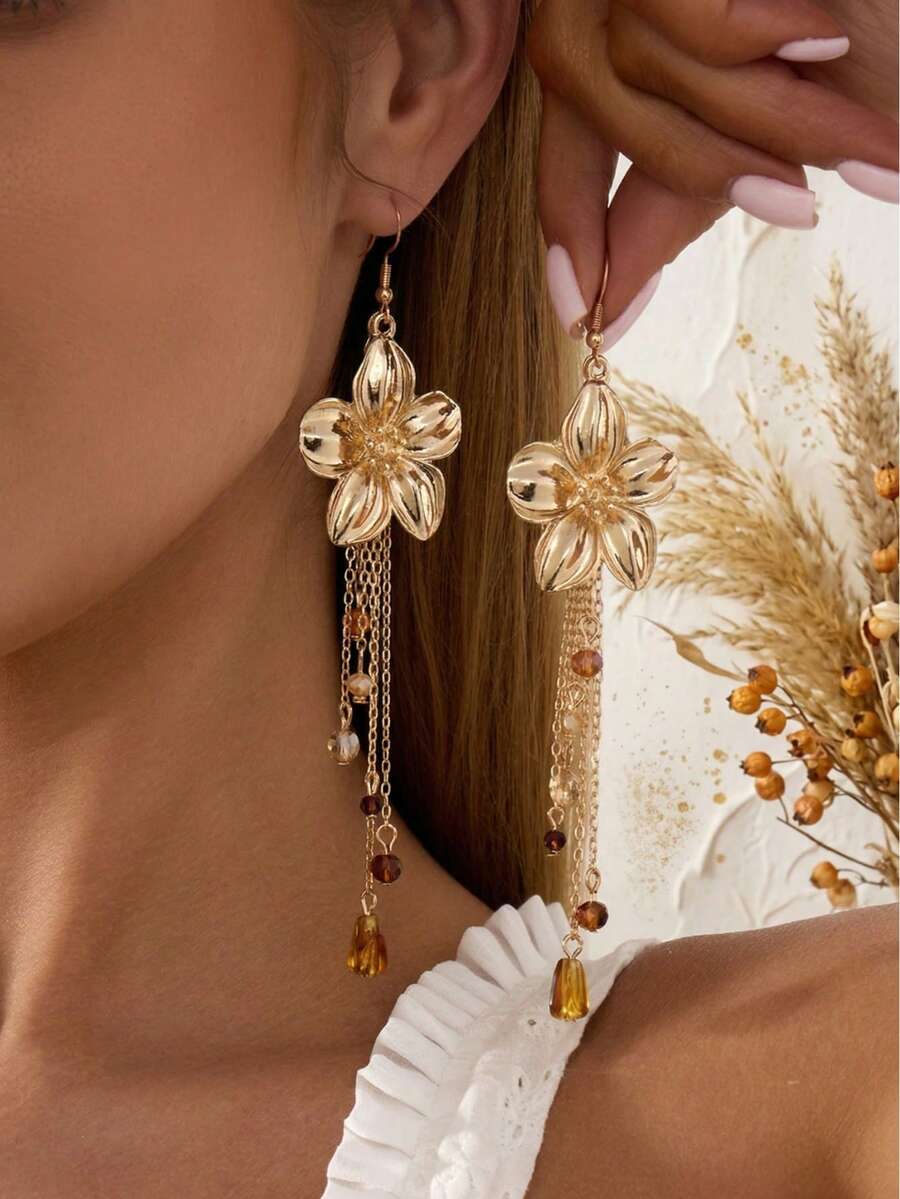 一对夏季甜美优雅金色花朵3D串珠流苏耳环,时尚百搭,适合女性日常佩戴,也可作为生日礼物送给朋友,还适合搭配派对和晚礼服。 - 彩色 - 查看 1