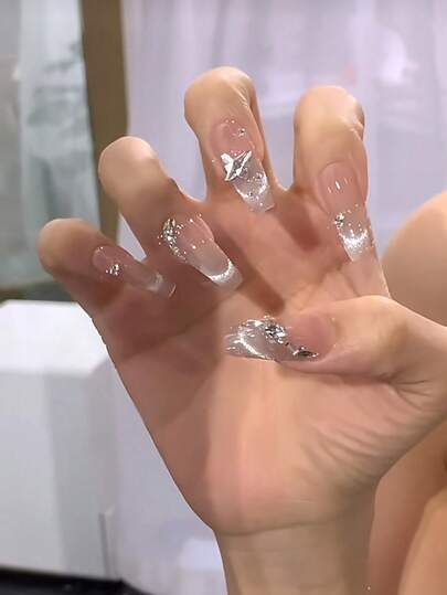24 Pieces Press On False Nails Square/Glamorous Ice Clear Rhinestone Coffin Press On Nails, Baddie Rich Girl Style/Suitable For Daily Commuting, Gatherings, And Casual Wear.