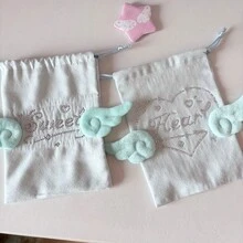 Tas Serut Beludru Kawaii dengan Sayap Malaikat, Dompet Hati Manis Berhiaskan Berlian Imitasi yang Lucu, Tas Penyimpanan Flanel Lembut untuk Kosmetik, Perhiasan, Alat Tulis & Pembungkus Kado - MultiWarna - View 5