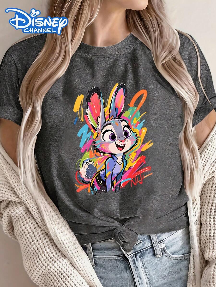 Disney License T Shirts, Disney Zootopia Judy Hopps Colorful Graffiti Print Casual Crew Neck Short Sleeve Graphic Tee, Women's Loose Fit Cute Cartoon Summer Tops For Disney Trip, Zootopia Fans Gift, Daily Streetwear, Teen Girls Y2K Casual Tee, BFF Matching Top ,Camiseta, Summer Outfits For Women, Summer Clothes, Summer Tops, Tops For Women, Festival Outfits, Summer Tops For Women, Mother's Day, Mother's Day Clothing, Gifts For Family And Friends, Spring Outfits For Women, Officially Licensed Disney T-Shirts, Disney Men's And Women's Spring/Summer Fashion Casual Short-Sleeve T-Shirts - 灰色 - 查看 1