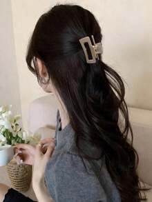 4 Peças Presilhas de Cabelo Quadradas Pequenas e Fofas de Cores Minimalistas Preto e Café, Tamanho 8,5 cm/3,35 pol., Adequadas para Penteado de Rabo de Cavalo Parcial, Adequadas para Uso Diário, Uso Estudantil, Acessórios de Cabelo Femininos, Presentes Femininos, Presilhas de Cabelo de Praia para Férias - Multicolorido - Visão 3