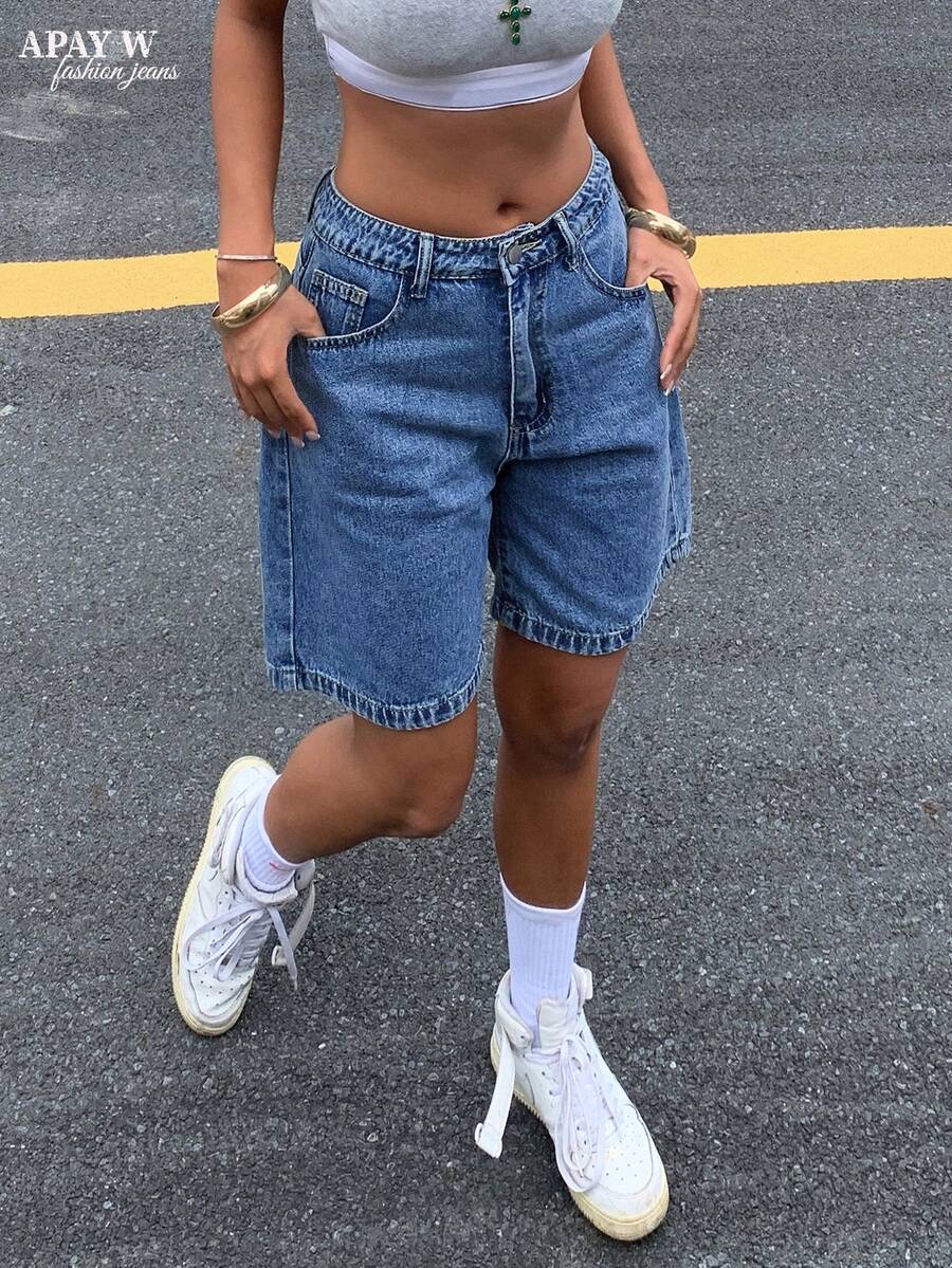 Women's Casual Bermuda Denim Shorts With Pockets Summer - Dark Wash - View 1
