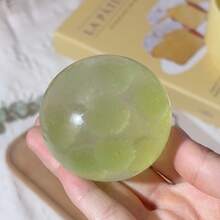 A Green Grape-Shaped Handmade Ball Toys DNA Ball - Stress Relief Toy - Clarity And Focus Tool - Sensory Squeeze Toy In Popular Green, Carnival Prize, Birthday Gift Bag, Fun Toy Ball Suitable For Sharing With Friends - Bánh nho xanh làm thủ công - Xem 8