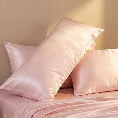 1个浅粉色100%优质丝滑枕套，不含枕芯，仿丝柔软透气，信封式开口，适用于床、沙发、客厅、乡村风格家居，尺寸20英寸x54英寸。装饰枕套，男女通用，可机洗，适用于宿舍、书房等场所。