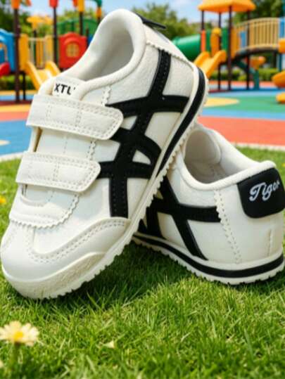 Hot Selling Boys' Sports Shoes, Boys' Black And White Contrast Color Dual Hook And Loop Adjustable Soft Bottom Non-Slip Outdoor Wear