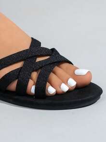 Breezelady Women's Black Elastic Crisscross Strappy Flat Sandals, Open Toe Slingback Design, Soft Faux Suede Upper, Comfortable Cushioned Insole, Minimalist Casual Style Summer Shoes For Beach, Vacation, Daily Wear, Shopping, Date & All Occasions, Lightweight Non-Slip Sole, Breathable & Flexible Footwear For Warm Weather, Perfect For Boho, Casual & Chic Outfits, Ideal For Women Seeking Comfort & Style - 黑色 - 查看 6