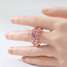 Nhẫn nữ tối giản bằng đồng thau, đính đá Cubic Zirconia tổng hợp, kiểu dáng độc đáo, thời trang, thể hiện phong cách cá nhân. - Vàng - Xem 2