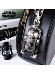 Star Wars 1个星球大战官方授权金属钥匙扣，包含千年隼、R2-D2、X翼战机和BB-8四种3D造型，可作包包挂饰，日常使用和收藏皆宜，是星球大战粉丝的理想礼物。 - 多色1 - 查看 6