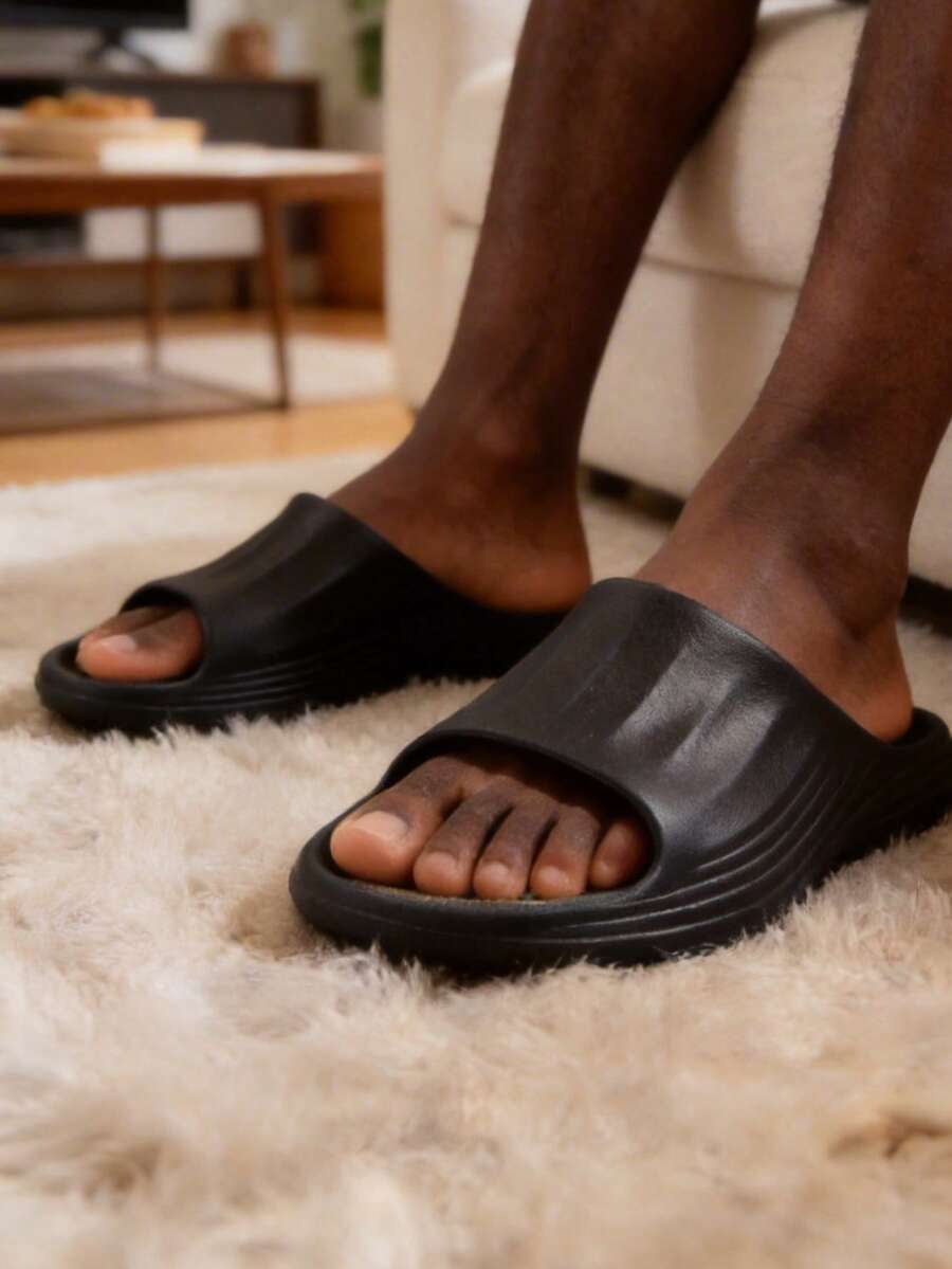 1 Pair Solid Color Casual Basic EVA (Ethylene-Vinyl Acetate Copolymer) Slippers, For Indoor & Outdoor Wear - Black - View 1