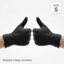 10 gants jetables en nitrile de couleur beige merveilleux dans un classique noir, fins et légers. Mitaines à usage unique avec un toucher ultra-doux pour une utilisation quotidienne fiable et des tâches de nettoyage général à la maison - 10 pièces noires - Voir 11