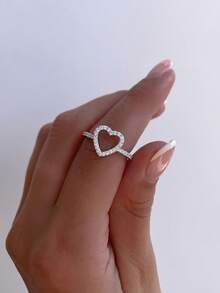 1枚925纯银镂空心形锆石戒指，精致珠宝，女士礼物，适合派对/生日/日常佩戴 - 鏤空愛心戒指 - 查看 5
