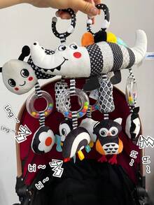 1 pieza Decoración colgante para cochecito de bebé con diseño de animal en blanco y negro, muñeca sonajero para coche, contiene sonajero y sonido de bola, adecuado como regalo para bebé recién nacido - Multicolor - Ver 2
