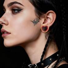 2个Y2K复古风红色爱心PLA内衬耳扩，316L不锈钢低过敏性耳钉，适合街头服饰和情人节礼物 - 愛心 - 查看 4