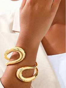 1 chiếc vòng tay kim loại trơn hai lớp bất đối xứng phong cách tối giản, thiết kế sang trọng theo phong cách Châu Âu, trang sức tông vàng cá nhân hóa, phù hợp để đeo hàng ngày, tiệc tùng, du lịch, thời trang thanh lịch - Vàng - Xem 1