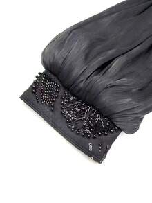 Vestido de noche de satén con cuello Mao, manga larga y aplicaciones de strass hechas a mano para mujer SUPGIR - Negro - Ver 7