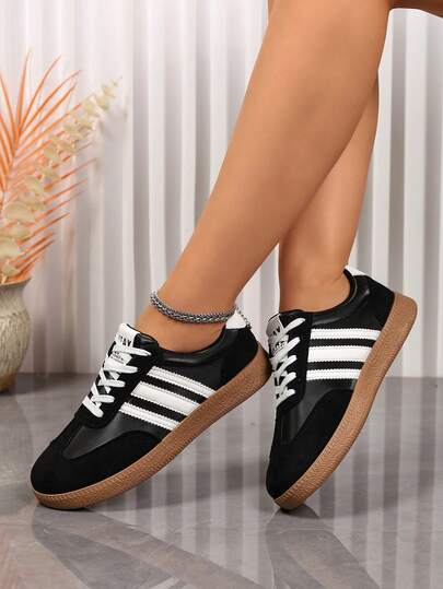 Giày thể thao nữ cỡ lớn màu đen, giày học sinh, giày sneaker phối màu thời trang, giày bệt buộc dây, giày thể thao thoải mái chống trơn trượt.