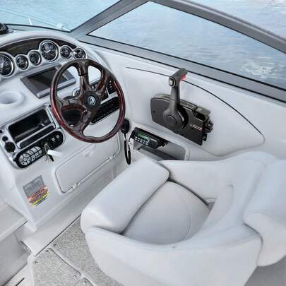 Gashebelsteuerung für Boote, 881170A15 Seitlich Montierte Außenbord-Fernbedienungsbox für Mercury PT 2-Takt, Marine-Gashebelsteuerungsbox mit Power-Trimm-Schalter