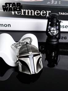 Star Wars 1个星球大战官方授权金属钥匙扣，包含4种款式，包括Grogu、曼达洛人和波巴·费特头盔的3D立体设计，可作包包挂饰，适合日常使用和收藏，是星球大战粉丝的理想礼物。 - 多色2 - 查看 9