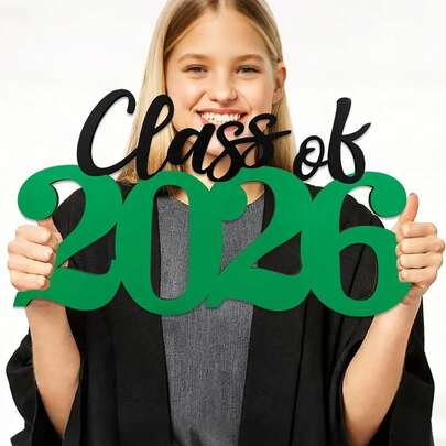 2026 Wooden Graduation Decoration - Red 2026 Graduate Photo Booth Prop And Party Decor, 2026 Graduate Gift Sign, Graduation Party Decoration (Green)