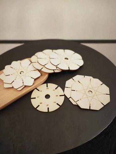 一套织布机套装，木制花形织布机，织布工具，绳轴，礼品，友谊手链制作，织布绳和配件，织布用品套装，DIY珠宝制作，手工用品，精密织布工具，便携式织布配件，珠宝制作工具，适合DIY爱好者