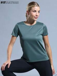 WOMEN'S FITNESS T-SHIRT IDEAL FOR SPORTS PRACTICES - Army Green - View 1