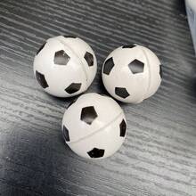 FIFA 10个/套 趣味软弹橡胶足球，慢回弹户外弹力球玩具，适合作为生日、复活节、毕业典礼、万圣节、圣诞节、节日派对礼物（部分款式随机发货） - 彩色 - 查看 7
