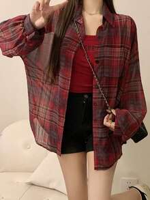Áo sơ mi nữ kẻ caro tay dài, vai rớt, cài một hàng khuy, dáng rộng, họa tiết ngẫu nhiên, thích hợp cho mùa hè. - Đỏ - Xem 3