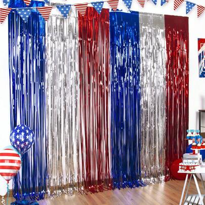 2件装7月4日红白蓝爱国主题流苏帘，金属箔材质，适用于爱国主义派对和退伍军人节装饰