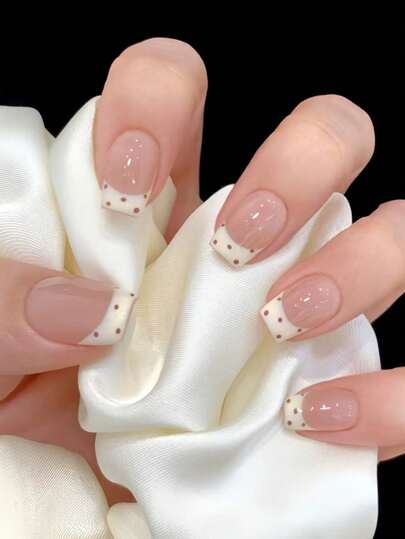 Short Square-Shaped Nails, Minimalist Cream-Colored French Polka Dot Girly Manicure, Suitable For Commuting, Casual, Dates, Parties And Other Occasions, Flattering And Versatile, Short Press-On Nails, Short Natural Nails, Square Nails, Cute Manicure, Nail Accessories, Nail Stickers, Nail Art, Nail Supplies, Nail Tools, False Nails, White Nails