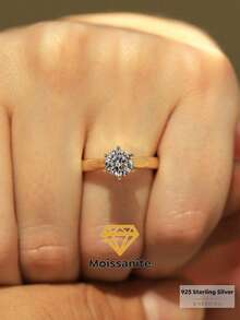 1 pieza Anillo de diamante Moissanite redondo clásico de 6 garras de plata esterlina S925, 1 quilate, joyería de boda, compromiso, aniversario y fiesta para mujer, regalo del Día de San Valentín - Dorado - Ver 1