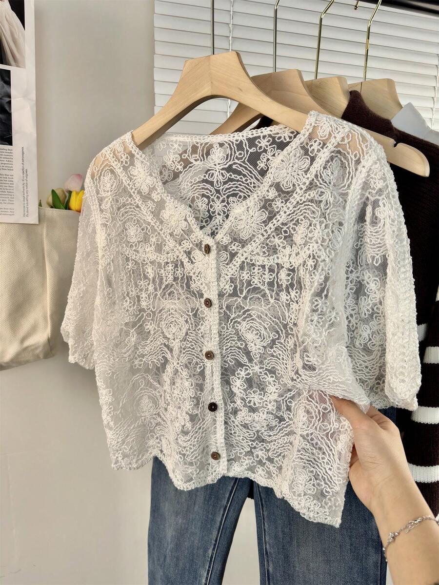 Wixra French Retro Lace Short Sleeve Blouse, Versatile Loose Fit Breathable Casual Top - White - View 1