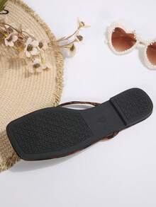Summer New Leopard Print Thong Flat Sandals, Square Toe Design, Retro One-Strap Beach Slippers, Versatile Fashion Comfortable - Brown - View 6